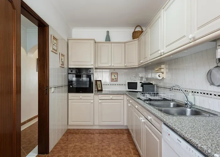 New! Vilamoura Garden View Quarteira