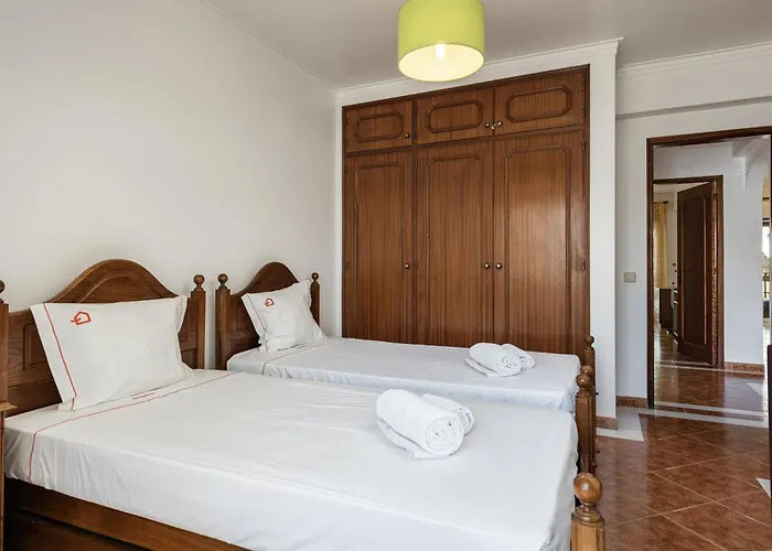 New! Vilamoura Garden View Appartement *