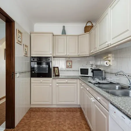 New! Vilamoura Garden View Quarteira