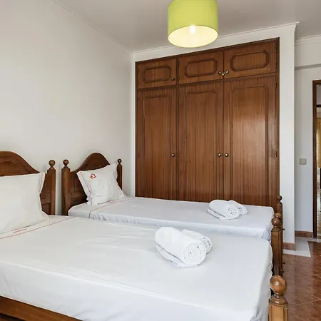 New! Vilamoura Garden View Daire *
